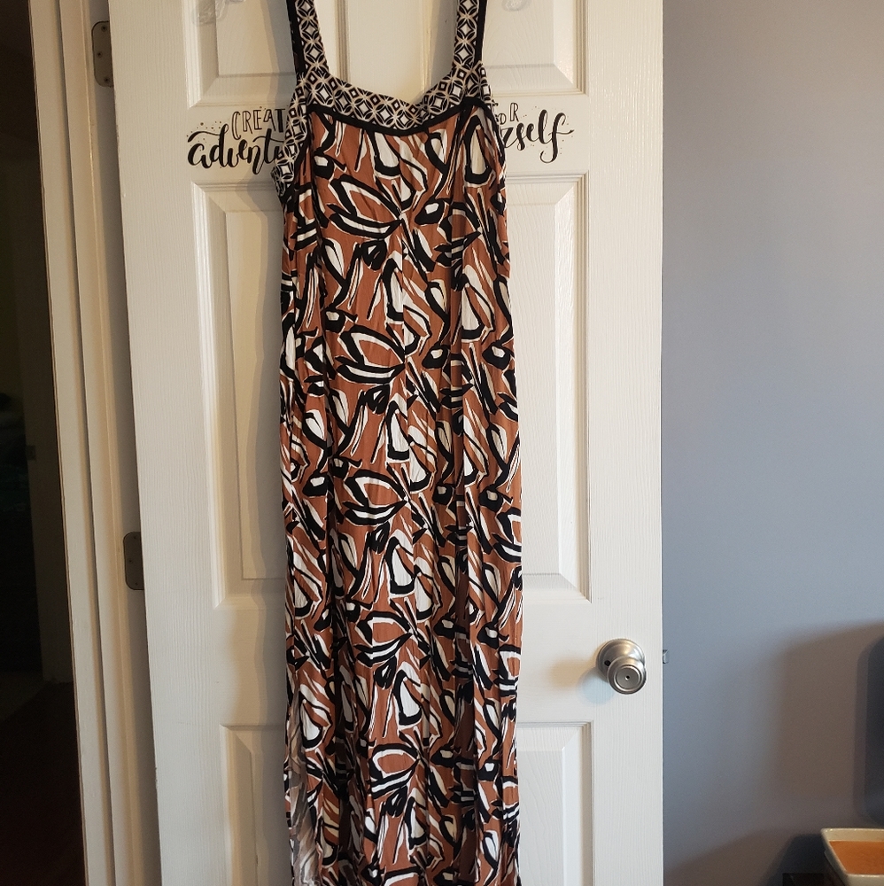 Womens XL Sundress Black, Brown, and White. Cato.